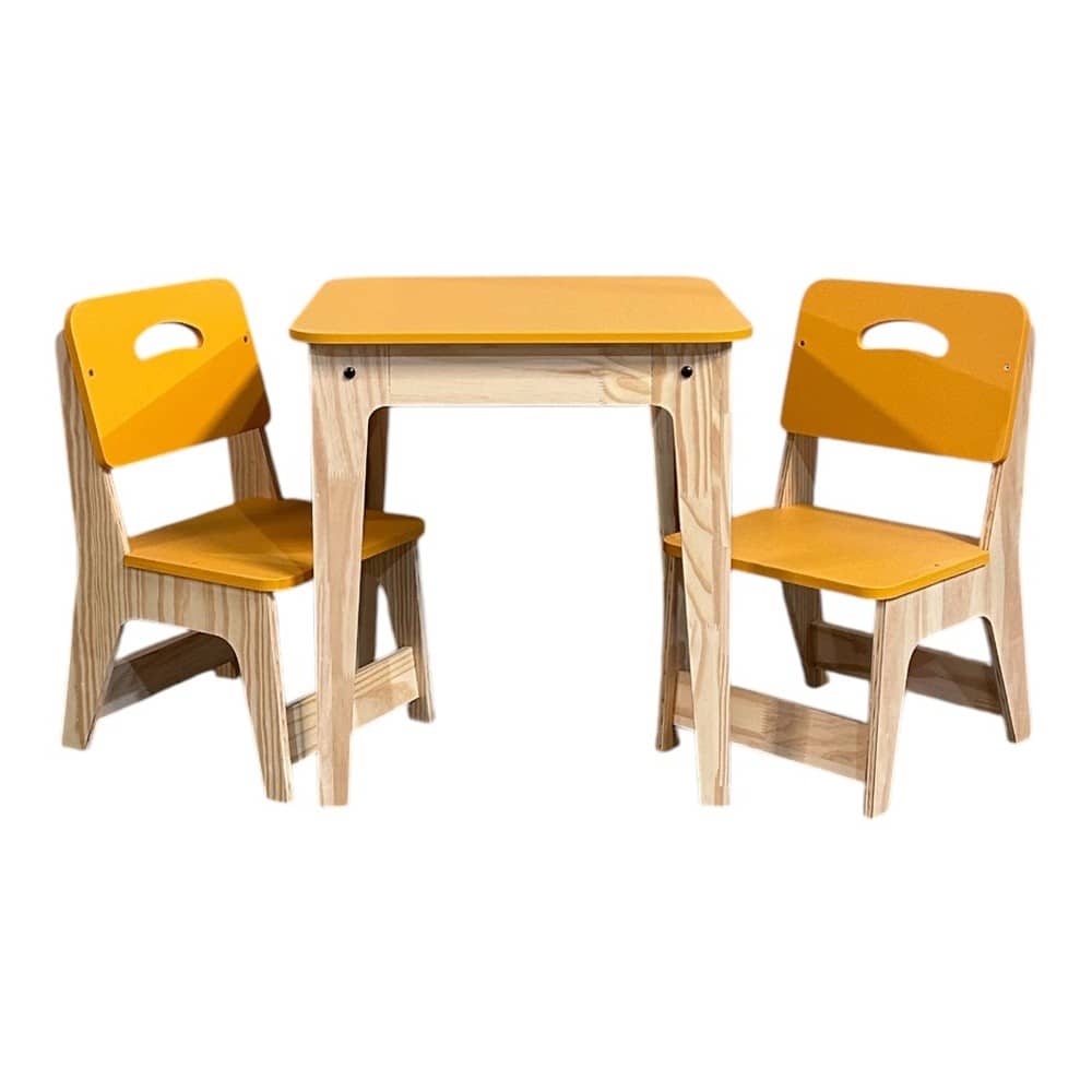 Página Inicial 148 Mesa Infantil C/2 Cadeiras Amarelo Escuro Ref.8351